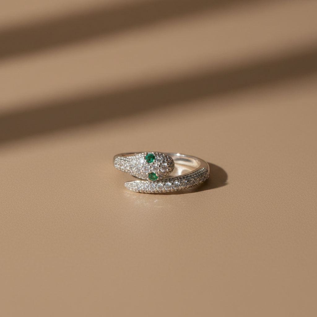 Emerald Serpent Ring