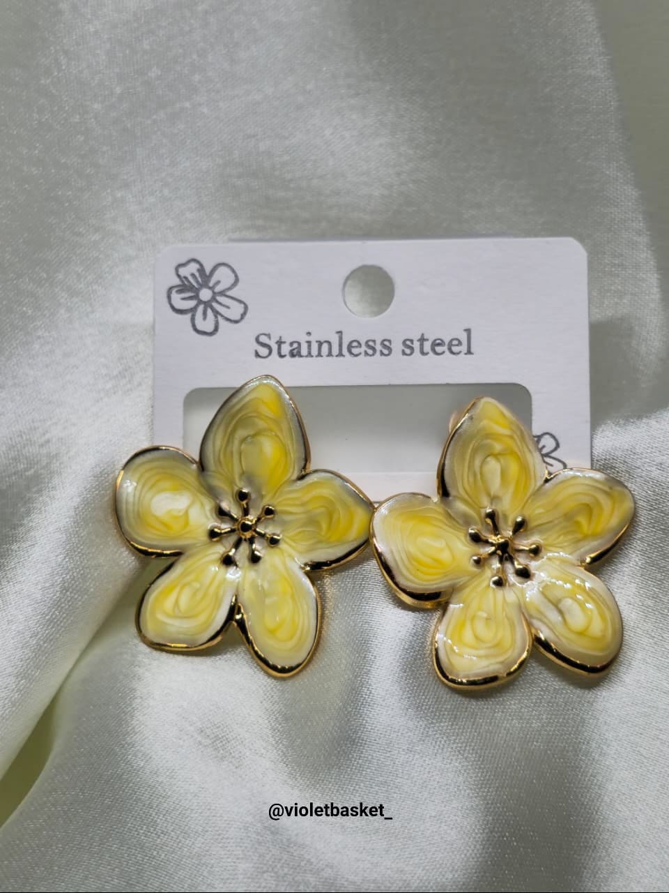 Petal Glow Studs