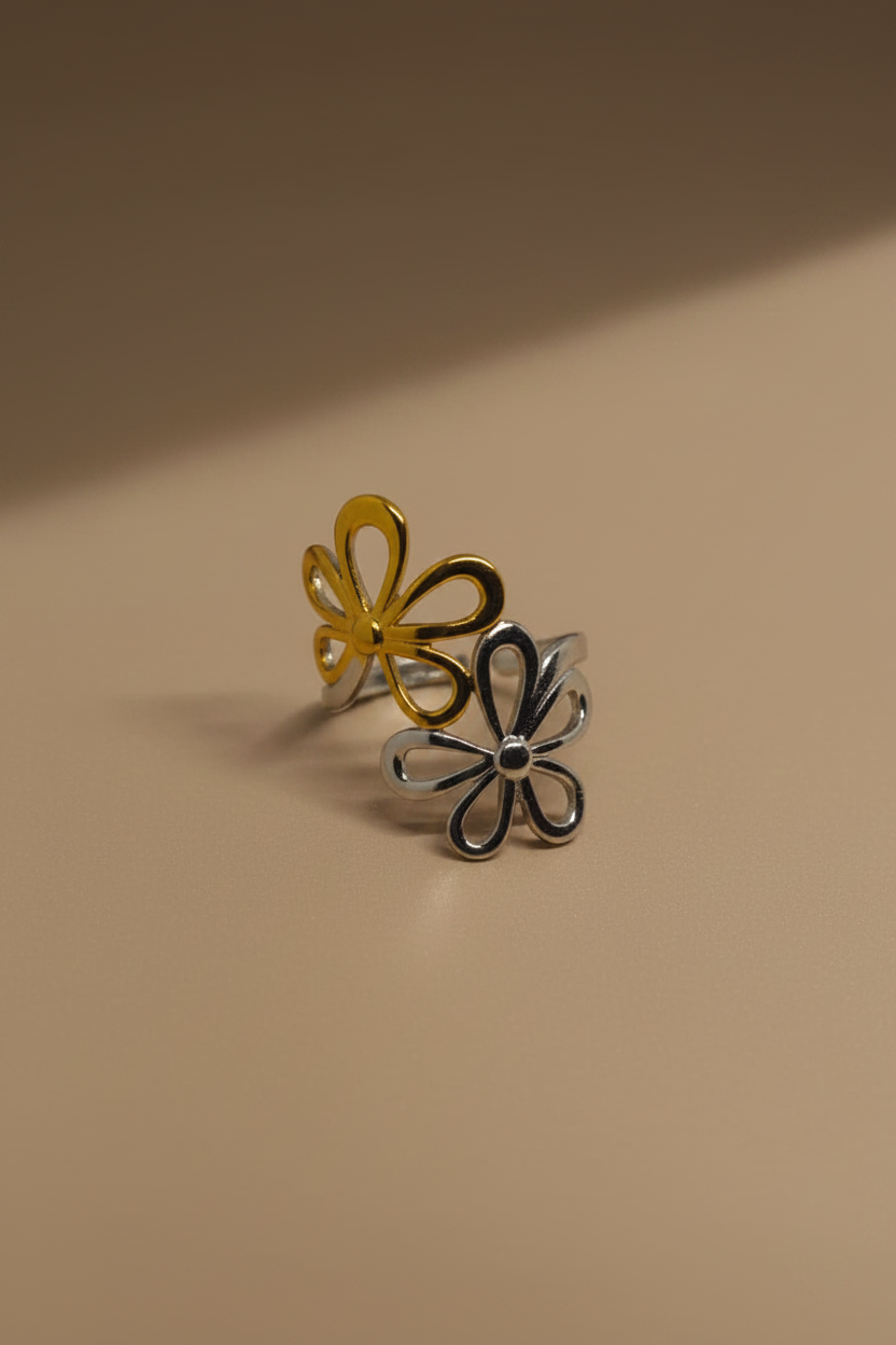 Twin Daisy Ring