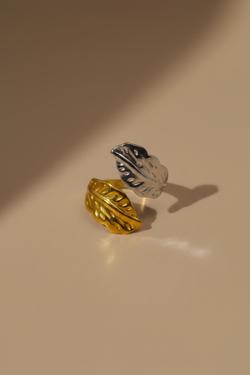 Two leaf ring