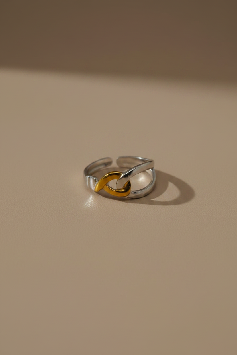 Twisted Love Ring
