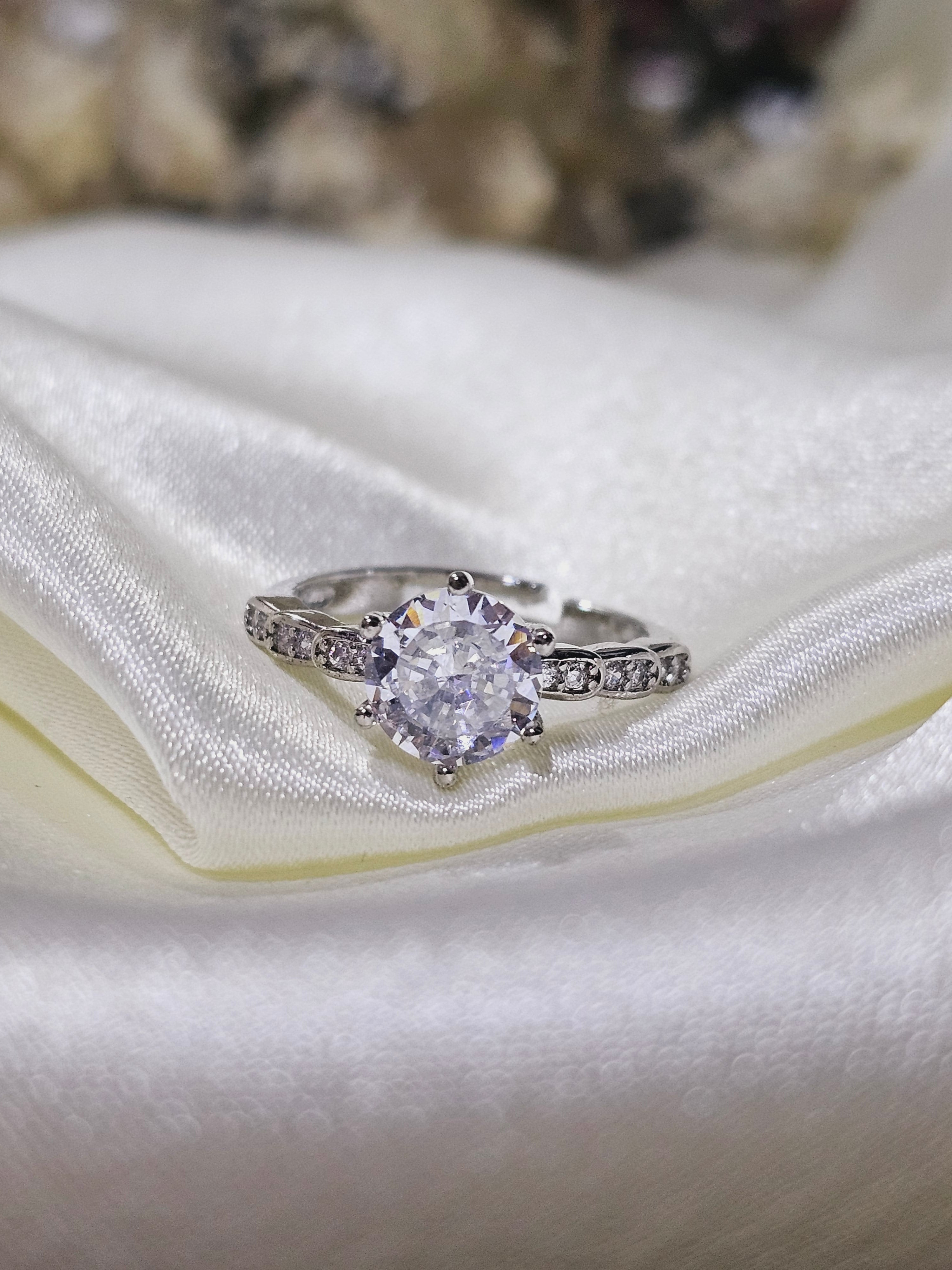 Velvet Shine Ring