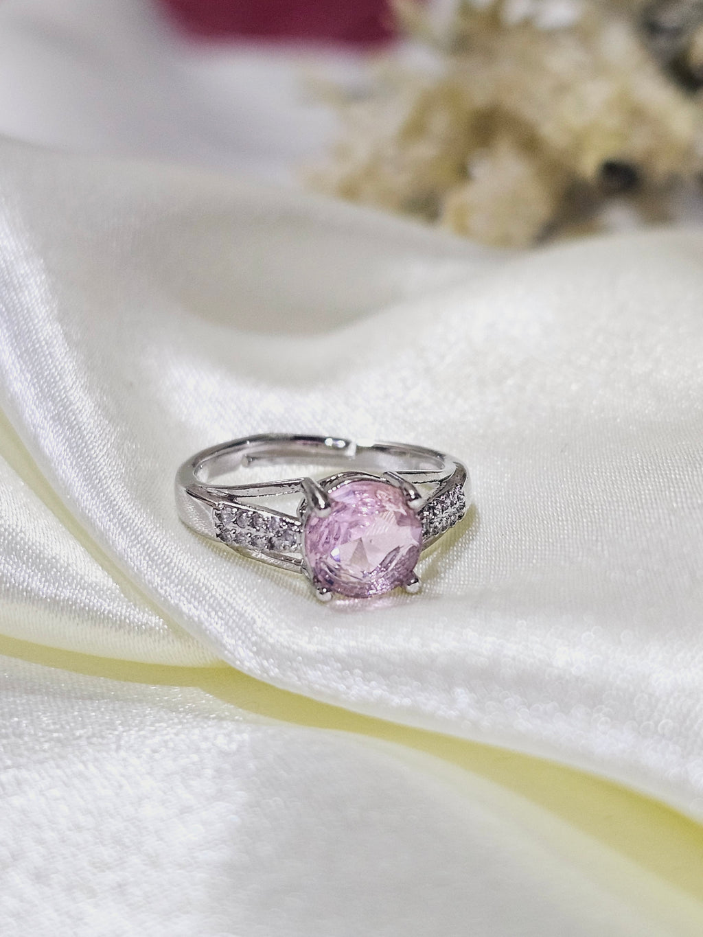 Rosaline Band Ring
