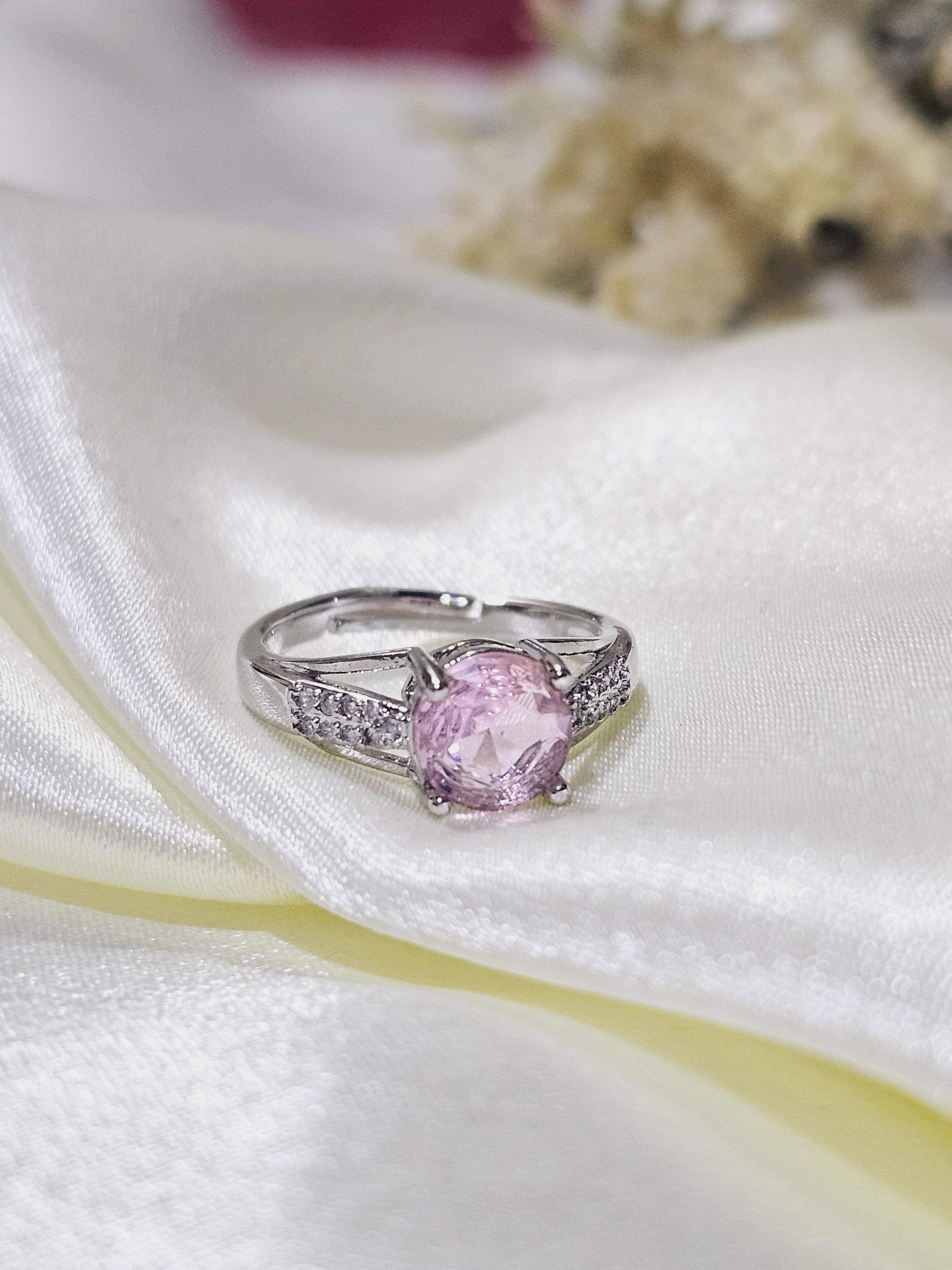 Rosaline Band Ring